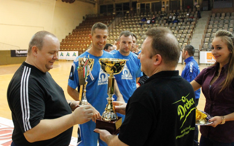 Az öreg fiúk megmutatták