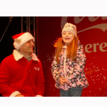 Coca-Cola Mikulás Dunaújvárosban