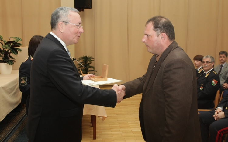 Ronyecz Pétert kitüntették