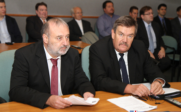 Akit azért támadnak, hogy a városért lobbizik…