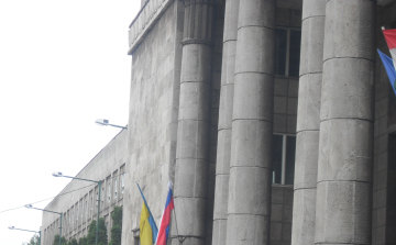 Elkezdődik a kohó-felújítás? - DSTv ideóval