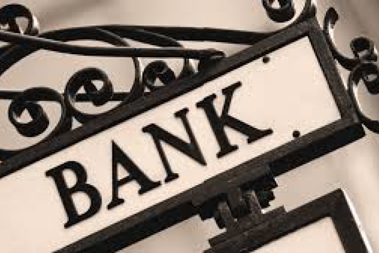 Működésbe lép a lakossági hitelfék és jön a 'rossz bank'