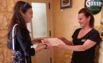 Keressük ! Ki tud róla?