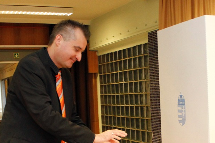 Dr. Galambos Dénes: Első dolgom lesz a Dunaferr ügye- videóval