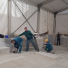 Miniszter az élményfürdőben