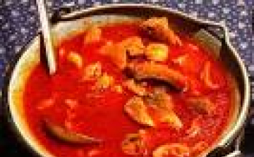 Halászlé-főzés versenyszerűen