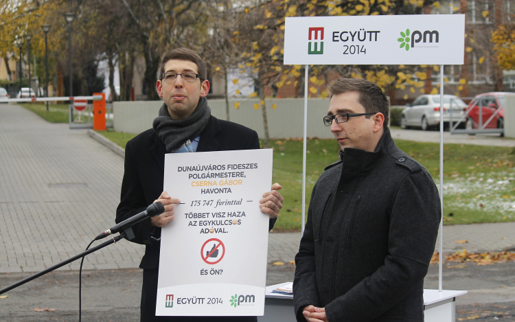 Még mindig gyűjtik az aláírásokat