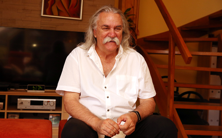 Mr. P. Mobil a Vasmű úton