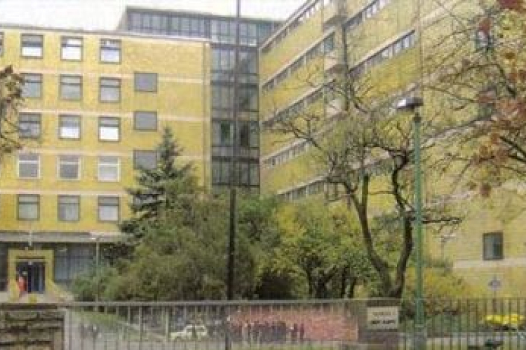 Előjegyzés lesz a dunaújvárosi tüdőszűrőn is