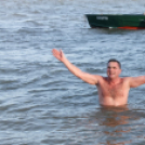 Schirilla jött és úszottKikötő