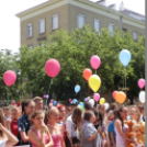 Nyolcadikos diákok bolondballagása