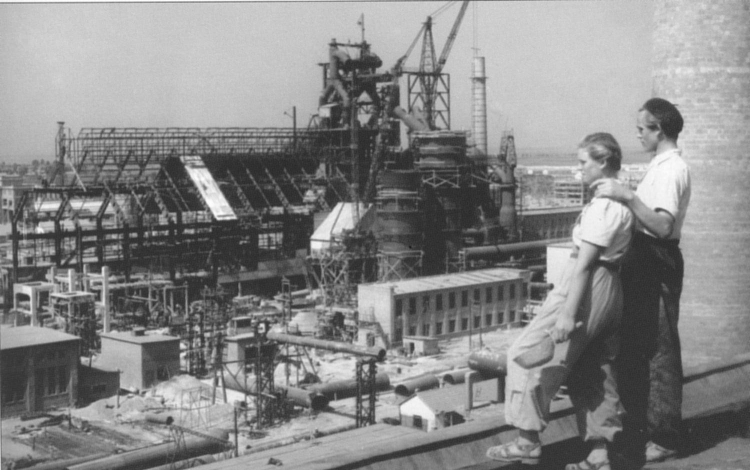 Dunaferr: Elbocsátás start?