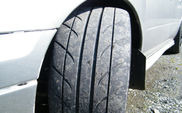 Egészséges bizalmatlanság és a mindenlátó traffipax