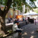 Májusi mulatság a Dózsa téren