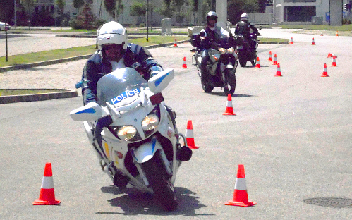 Motoros vezetéstechnikai nap és kiállítás az Interspar  parkolójában