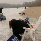 Korcsolyázás a szabadstrandnál