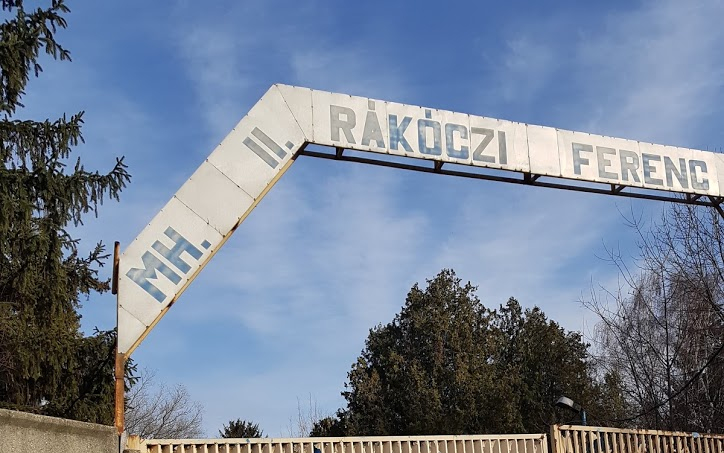 Nem lehet migránsoké az ercsi laktanya