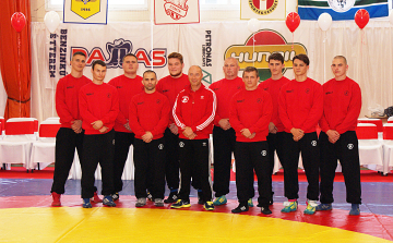 Jelenleg harmadik helyezett a Dunaferr SE birkózó szakosztálya