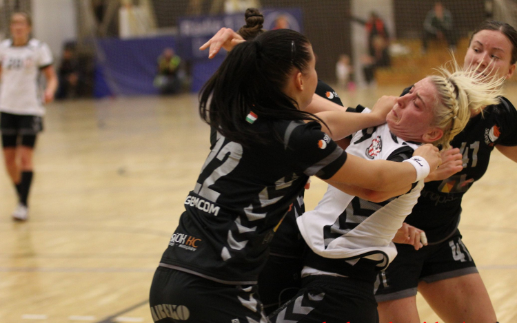  Küzdelmes iksz Siófokon