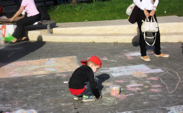 Tehtségnap a Városháza téren-képekkel