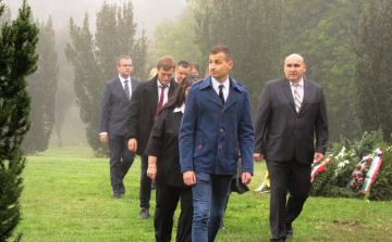 Tábornokokra emlékezve- DSTV videóval