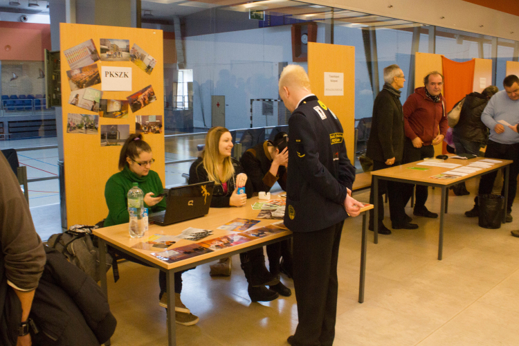 Nyílt- és Karrier Nap a Dunaújvárosi Főiskolán