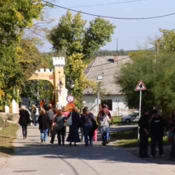 Rácalmás - tökön tök