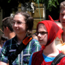 Nyolcadikos diákok bolondballagása