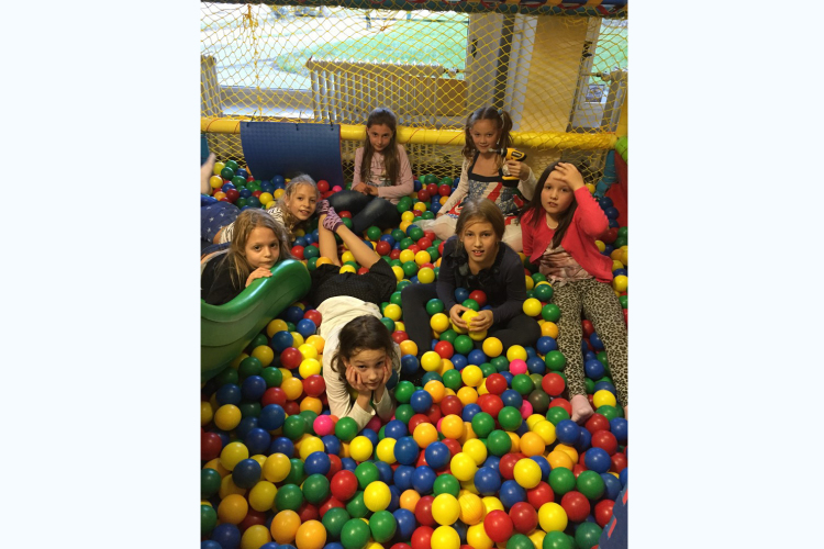 Ahol ugrálni is lehet