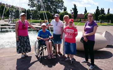 Önkéntesek a Jószoliban