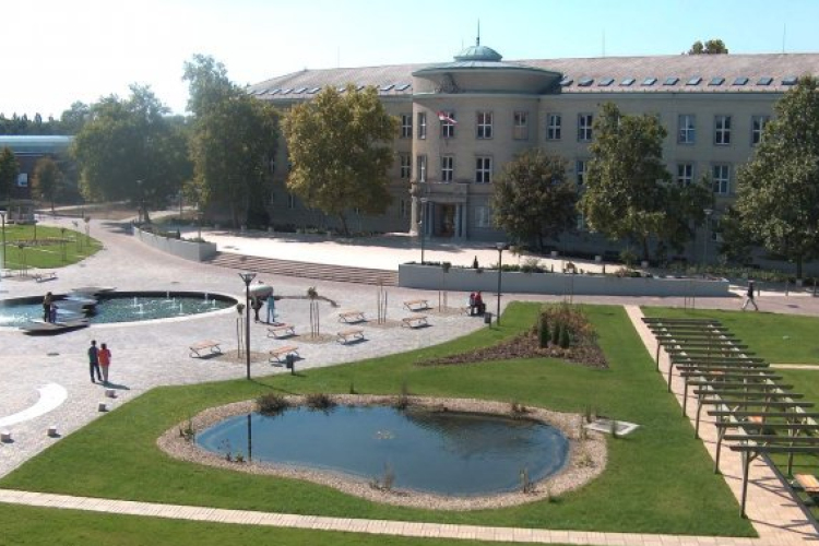Korszerűsödik a Főiskola