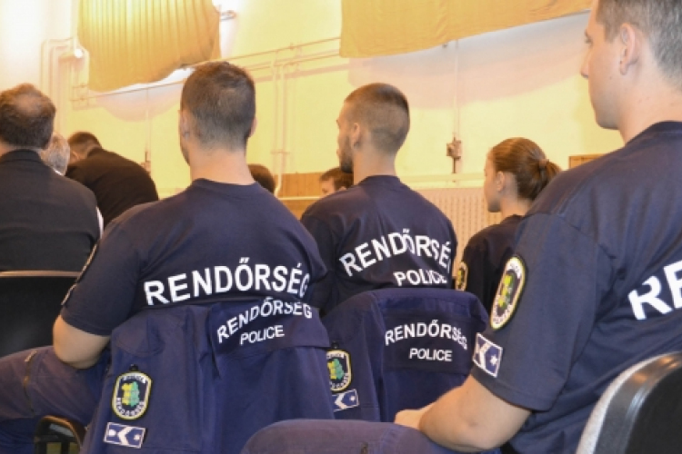 Új tiszthelyetteseket köszöntöttek