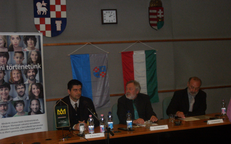 Állampapír az okmányirodából