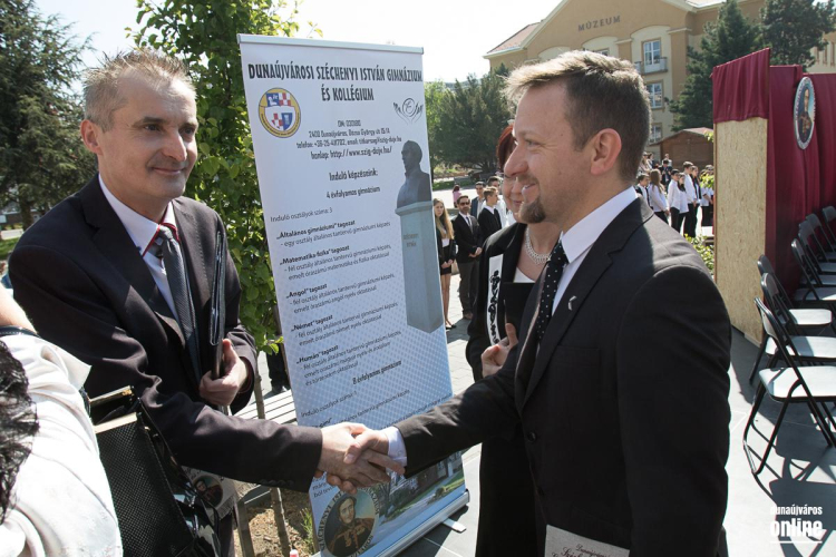 Ballagás 2016 Dunaújvárosban