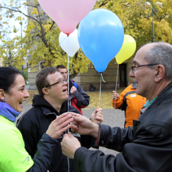 Az esőemberek elfogadásáért