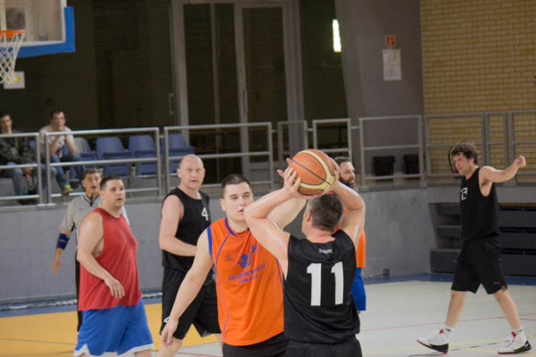 Hihetetlen izgalmak a kosárpályán