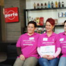 Séta a mellrák ellen nőnapon