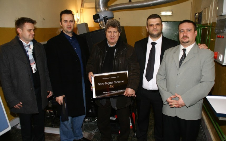 Pláza helyett itt a mozi! - dstv videóval