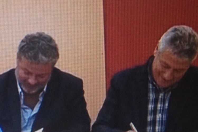 Futsal öröm: Dunaferr a szponzor