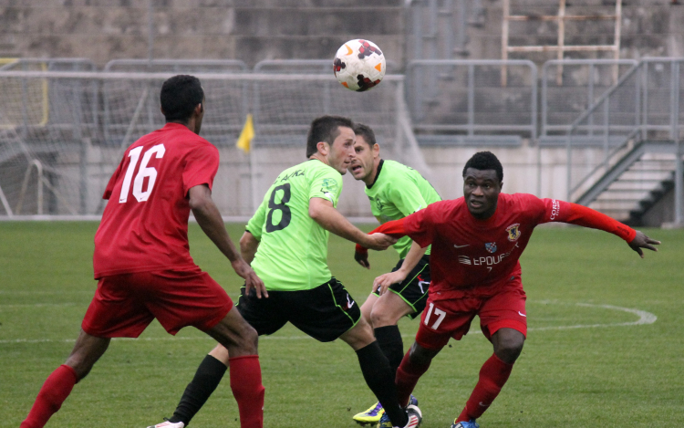 Csatárposzton erősítenek