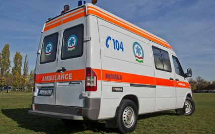 Hankook abroncsokon zajlik a mentés