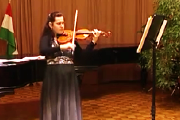 Teltházas hegedű koncert - DSTV videóval