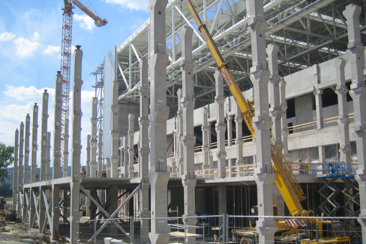 Házak, hidak, gerendák - a Ferrobeton jövőt épít