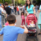 Májusi mulatság a Dózsa téren