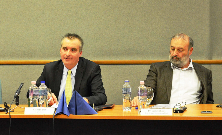 Az ember nem születik politikusnak…