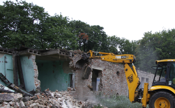 Megkezdődtek a munkálatok a majdani Vásártéren