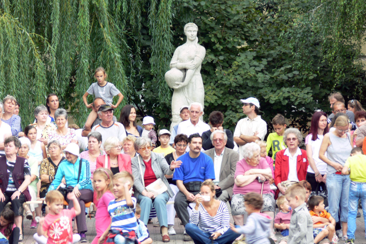 Mazsorettek és fúvós zene