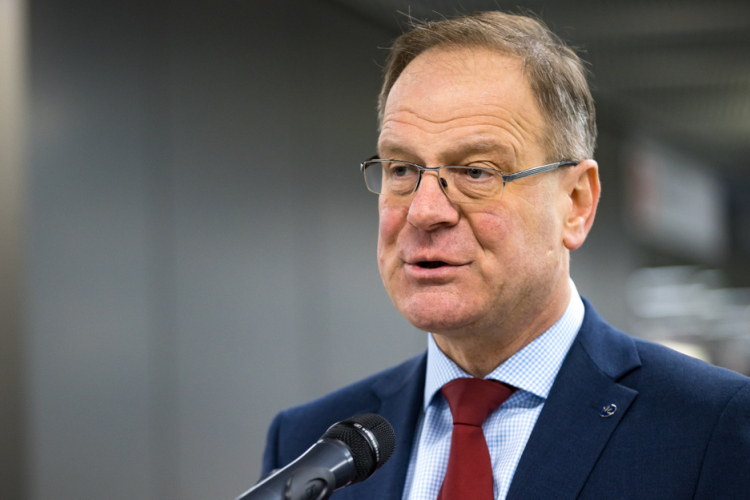 Navracsics Tibor: a kormány párthovatartozástól függetlenül támogatja az önkormányzatokat